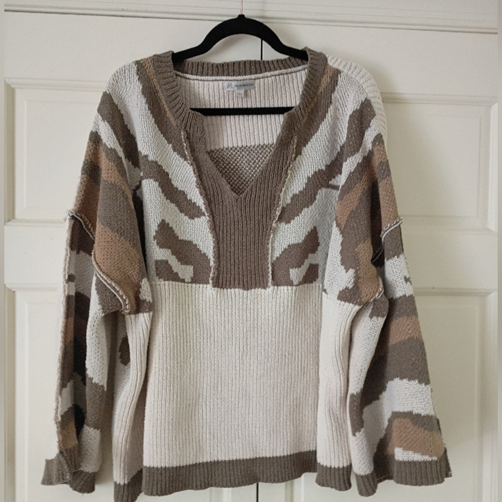 Women's Animal Print Sweater - Olive Green And Cream.New Condition.size 1Xl